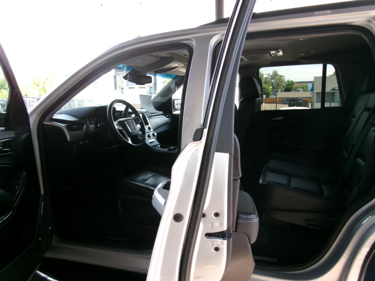 GMC Yukon 4WD 4dr SLT 2019