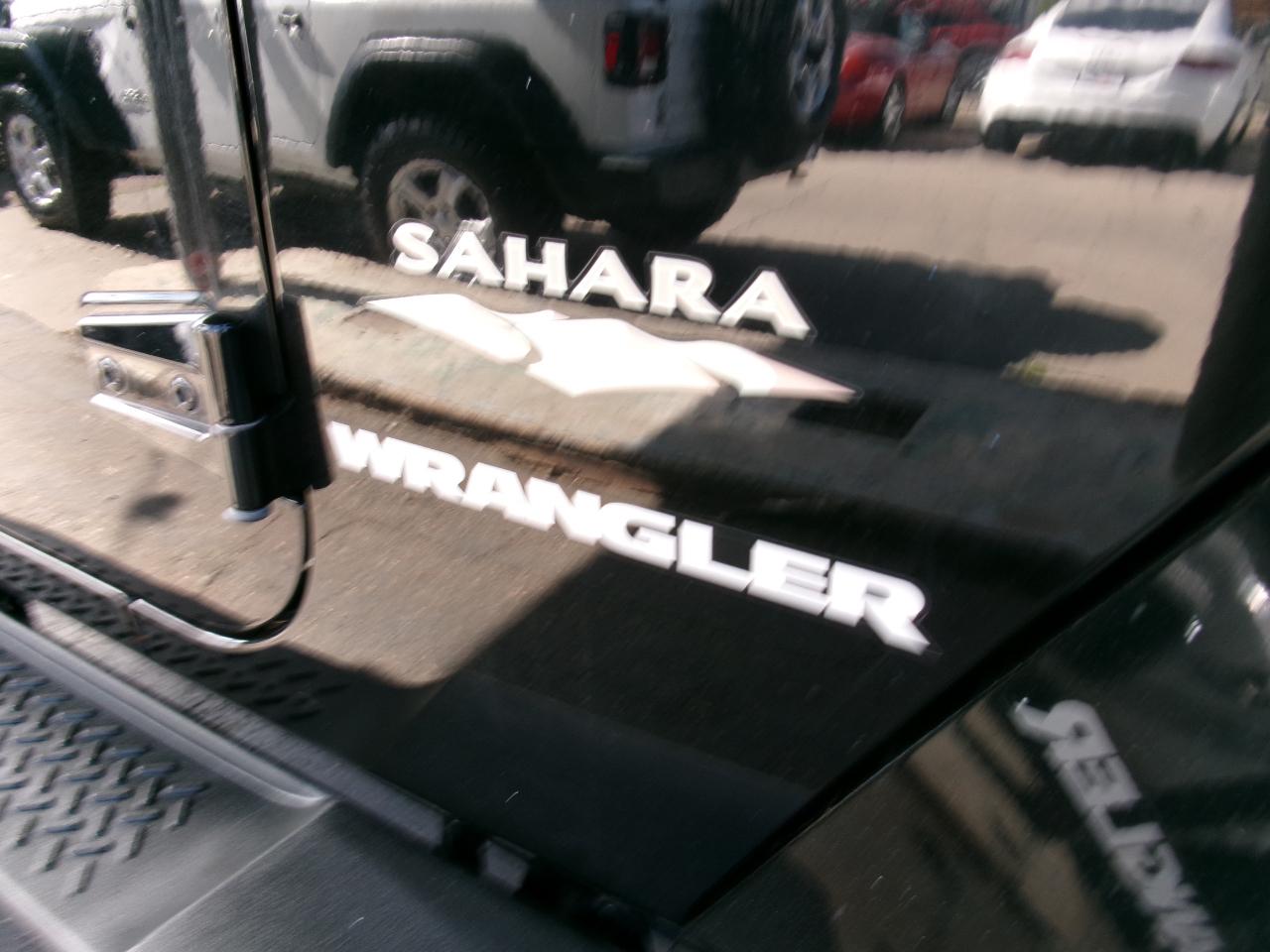 Jeep Wrangler 4WD 2dr Sahara 2015
