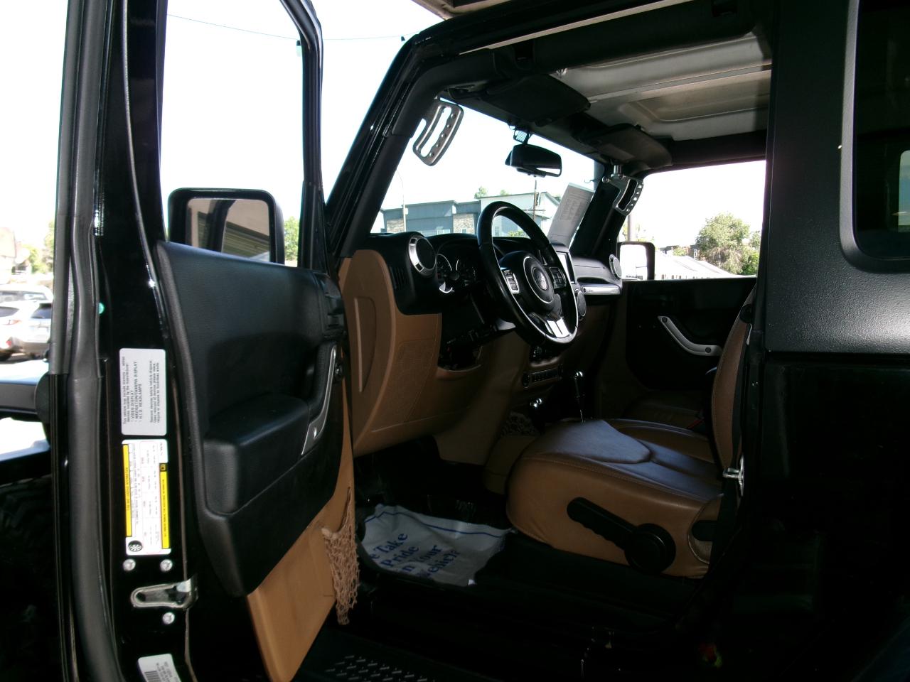 Jeep Wrangler 4WD 2dr Sahara 2015