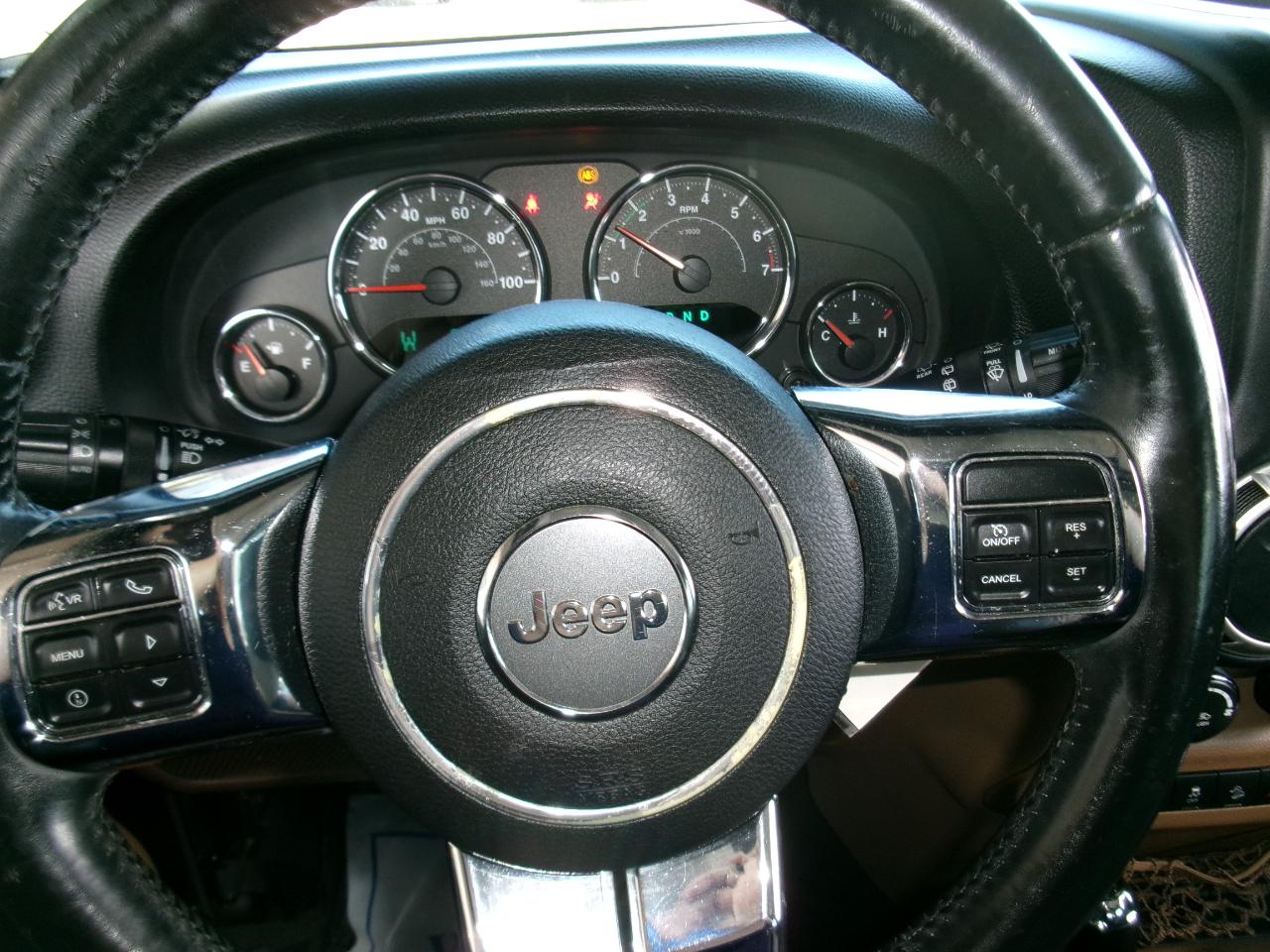 Jeep Wrangler 4WD 2dr Sahara 2015