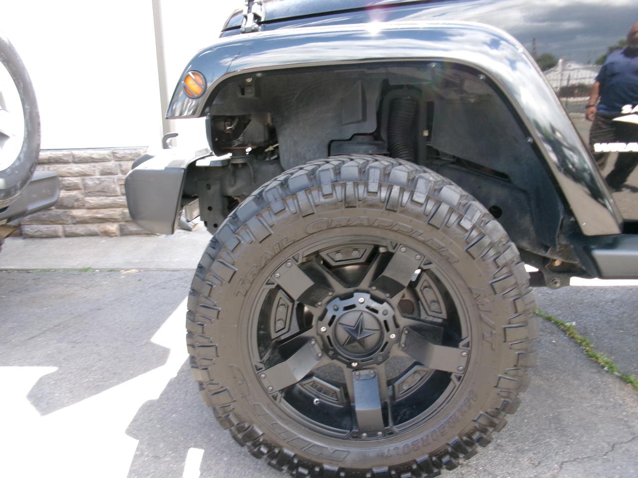 Jeep Wrangler 4WD 2dr Sahara 2015
