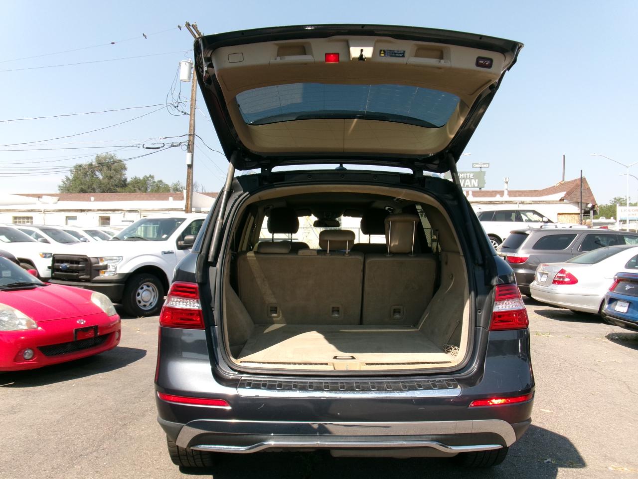 Mercedes-Benz M-Class 4MATIC 4dr ML 350 BlueTEC 2012