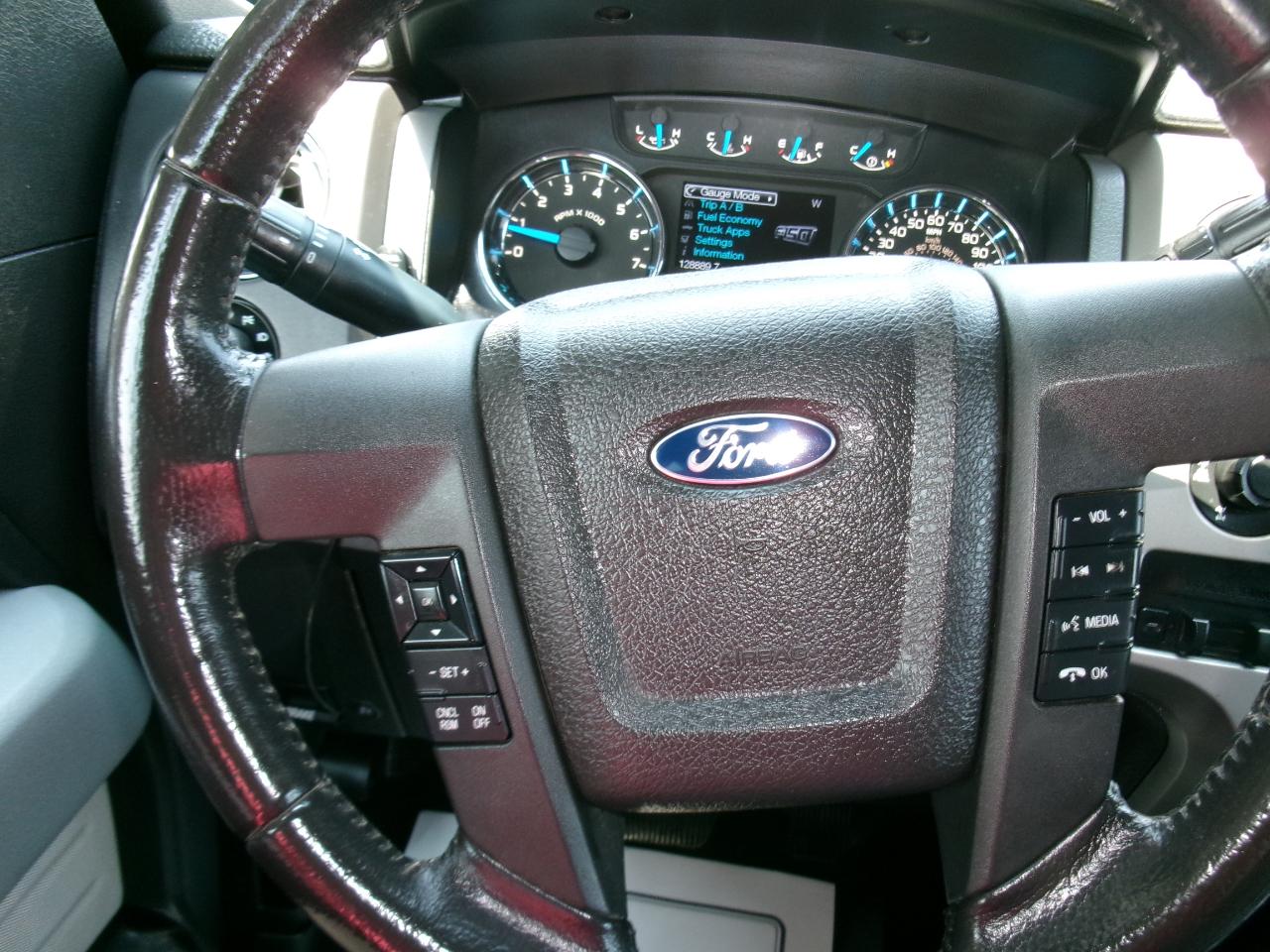 Ford F-150 4WD SuperCrew 145" XLT 2014