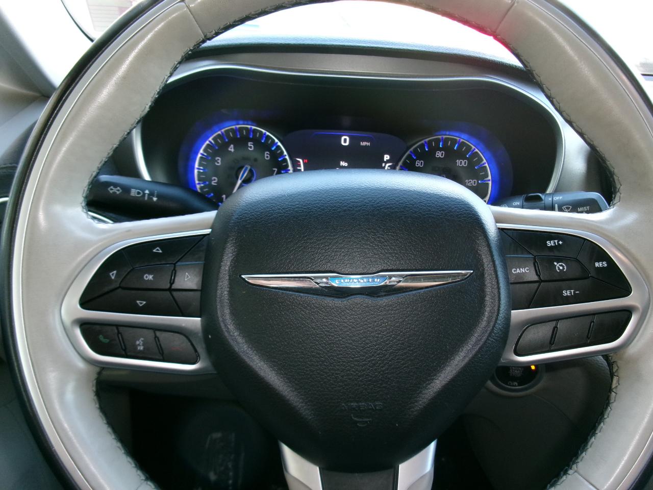 Chrysler Pacifica Limited FWD 2018
