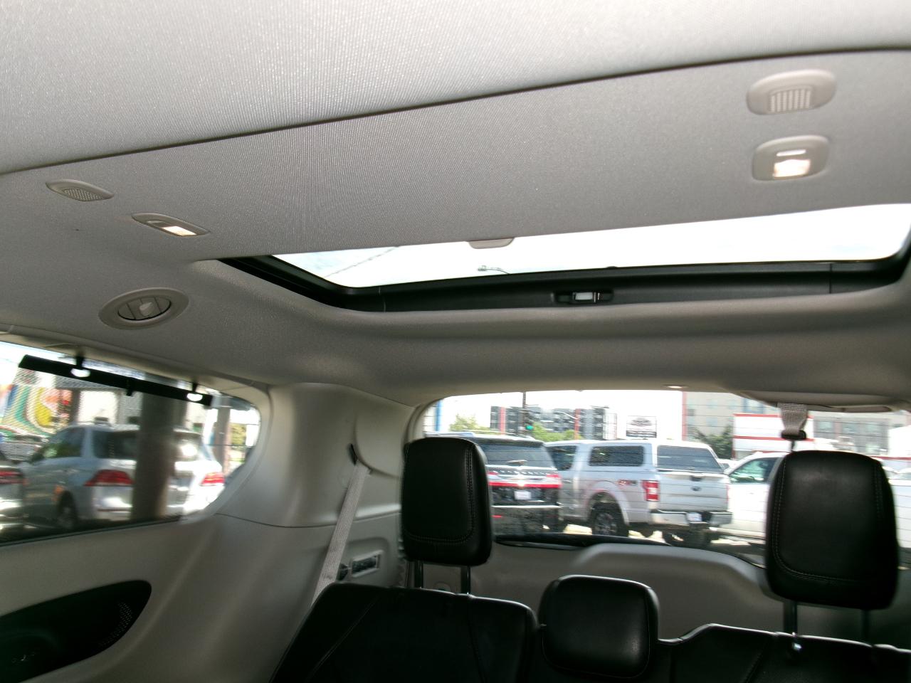 Chrysler Pacifica Limited FWD 2018