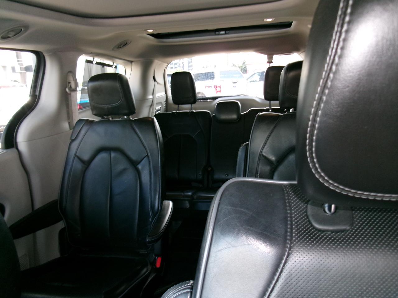 Chrysler Pacifica Limited FWD 2018
