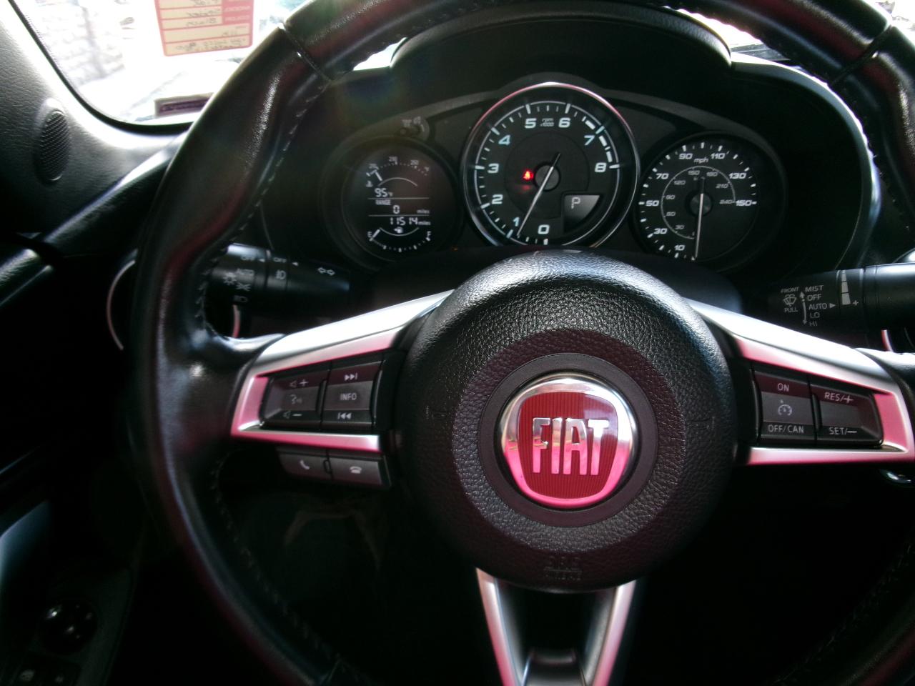 Fiat 124 Spider Lusso Convertible 2020