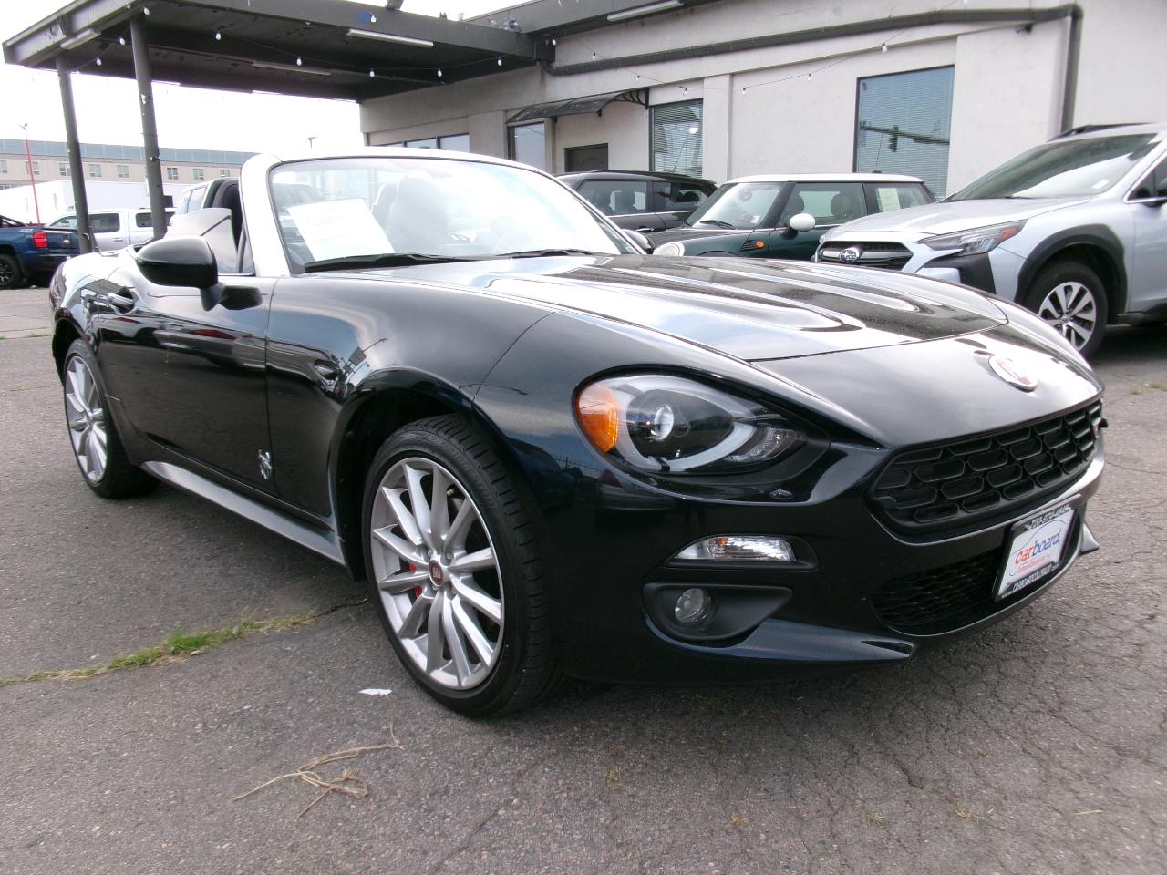 Fiat 124 Spider Lusso Convertible 2020