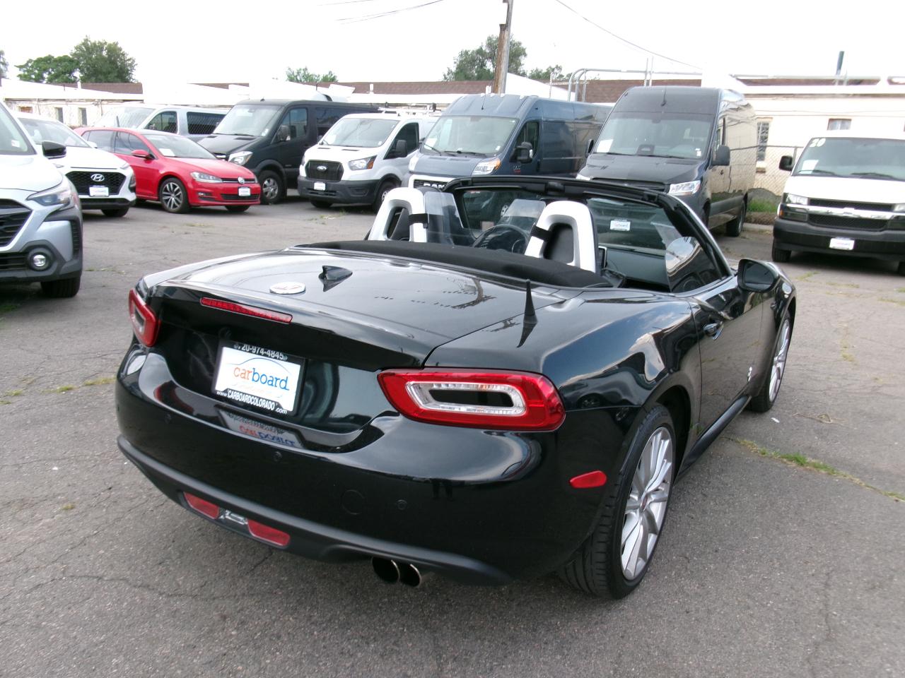 Fiat 124 Spider Lusso Convertible 2020