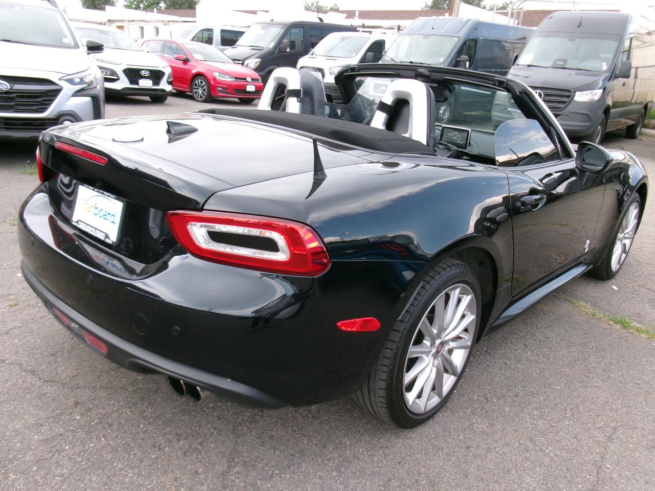 Fiat 124 Spider Lusso Convertible 2020