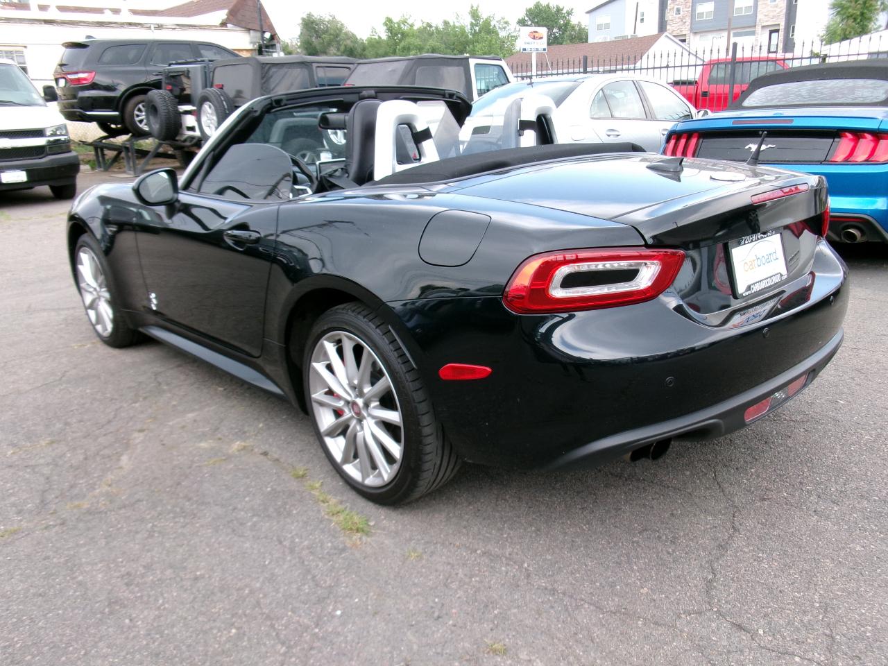 Fiat 124 Spider Lusso Convertible 2020