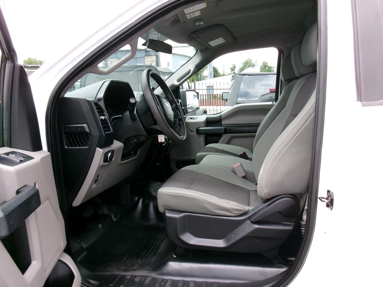 Ford F-150 2WD Reg Cab 141" XL 2016