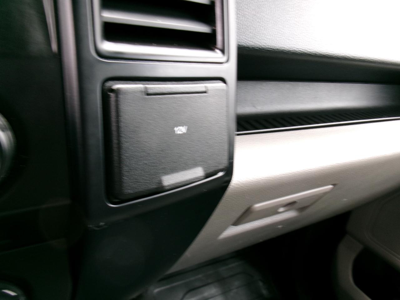 Ford F-150 2WD Reg Cab 141" XL 2016