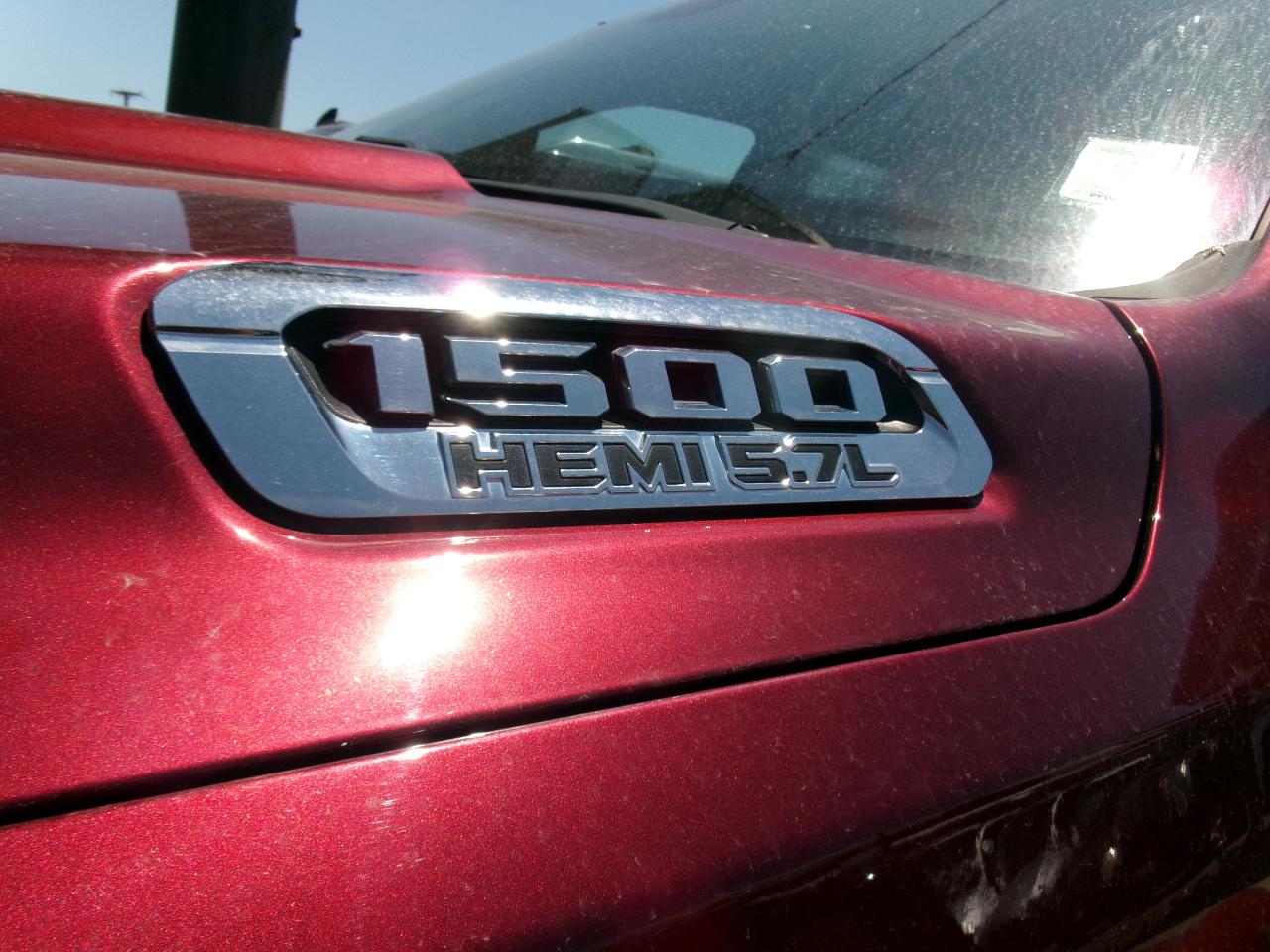 RAM 1500 Big Horn Quad Cab 4WD SWB 2019