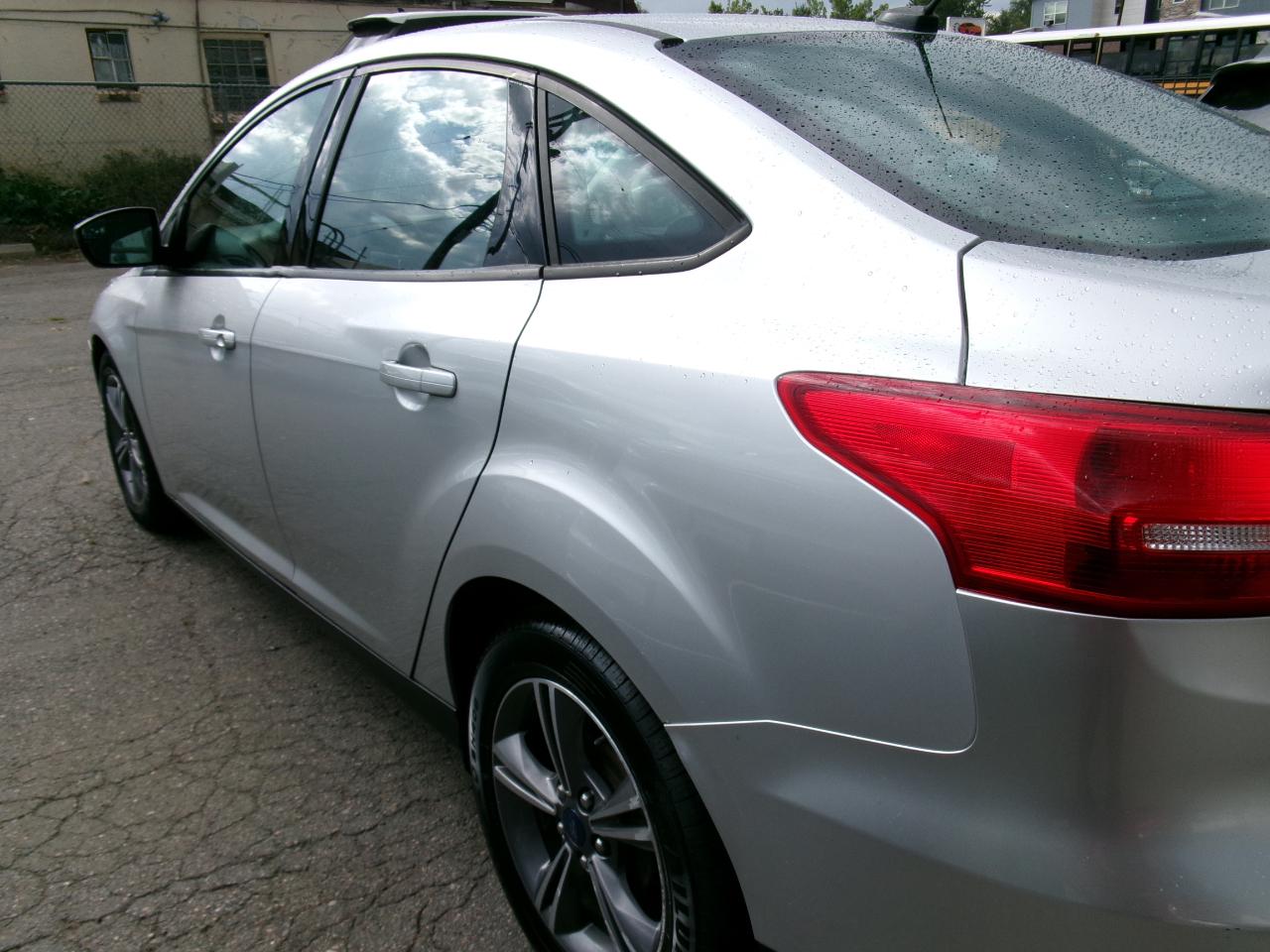 Ford Focus SE Sedan 2018