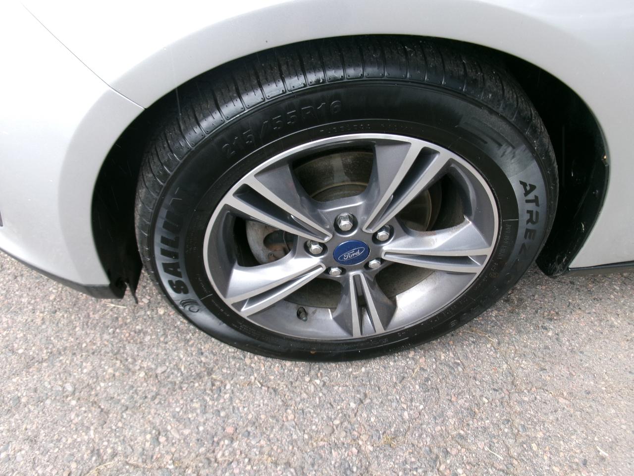 Ford Focus SE Sedan 2018