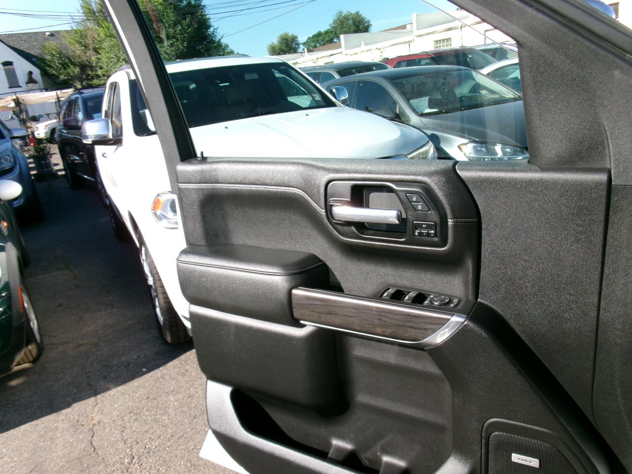 Chevrolet Silverado 1500 4WD Crew Cab 147" LTZ 2021