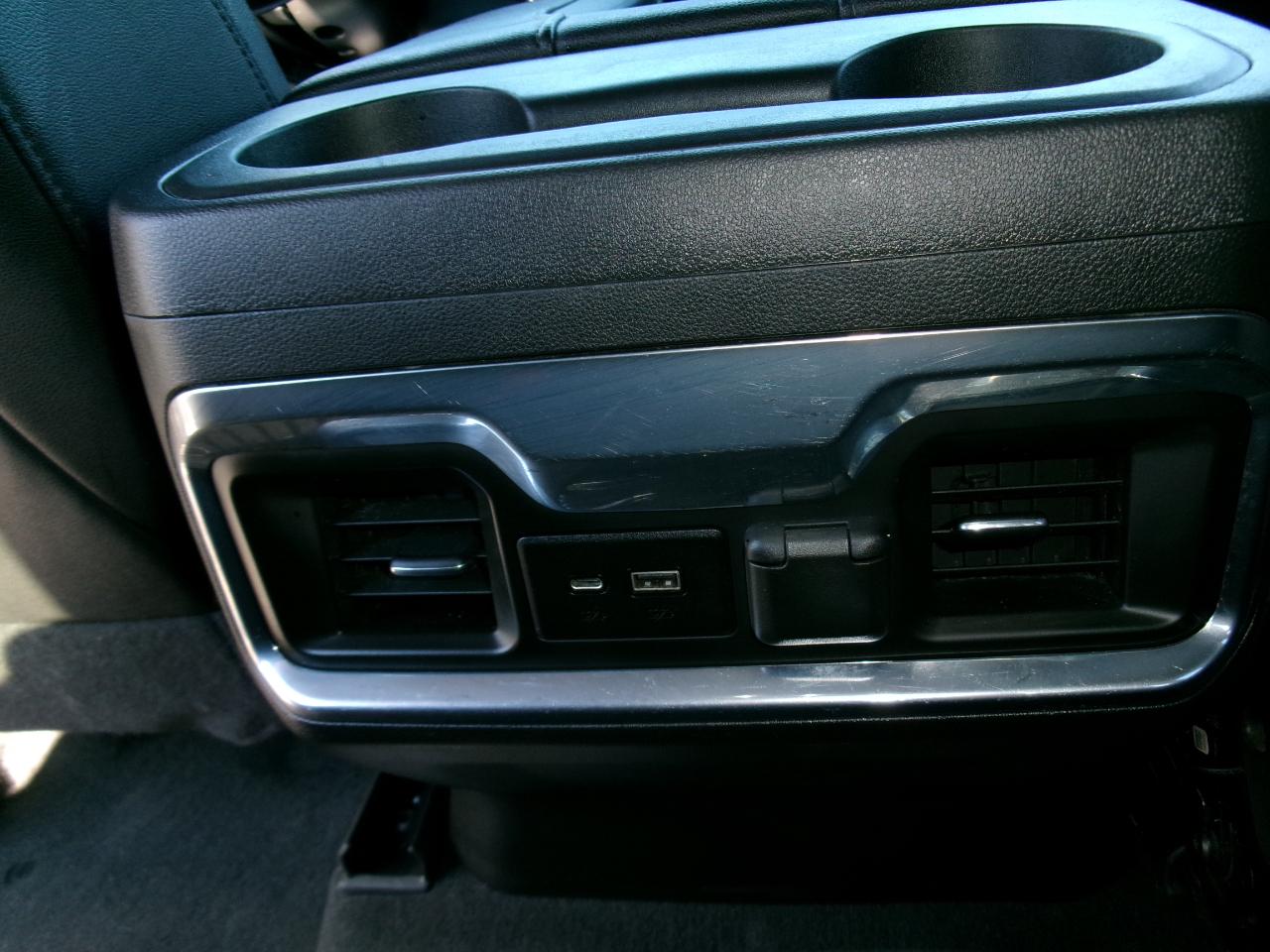Chevrolet Silverado 1500 4WD Crew Cab 147" LTZ 2021