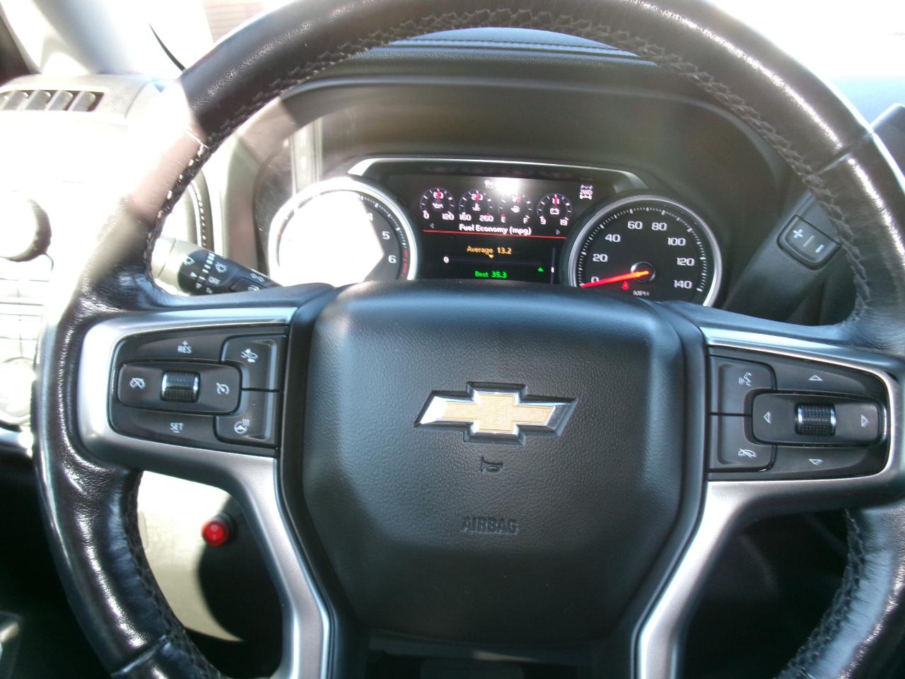 Chevrolet Silverado 1500 4WD Crew Cab 147" LTZ 2021