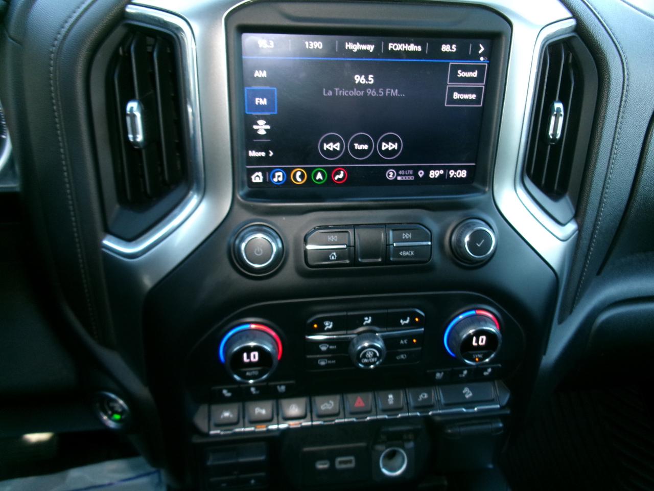 Chevrolet Silverado 1500 4WD Crew Cab 147" LTZ 2021