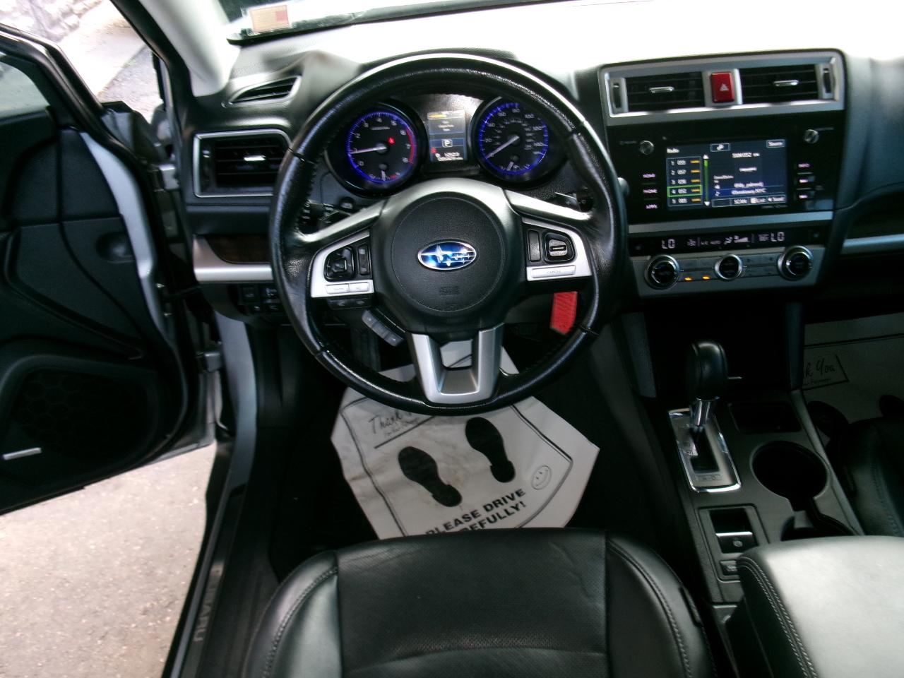 Subaru Outback 4dr Wgn 2.5i Limited PZEV 2015