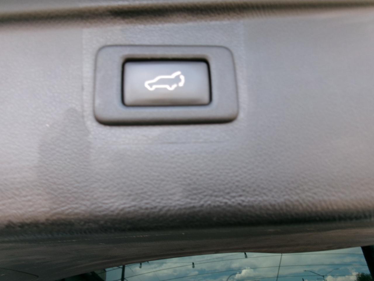 Subaru Outback 4dr Wgn 2.5i Limited PZEV 2015