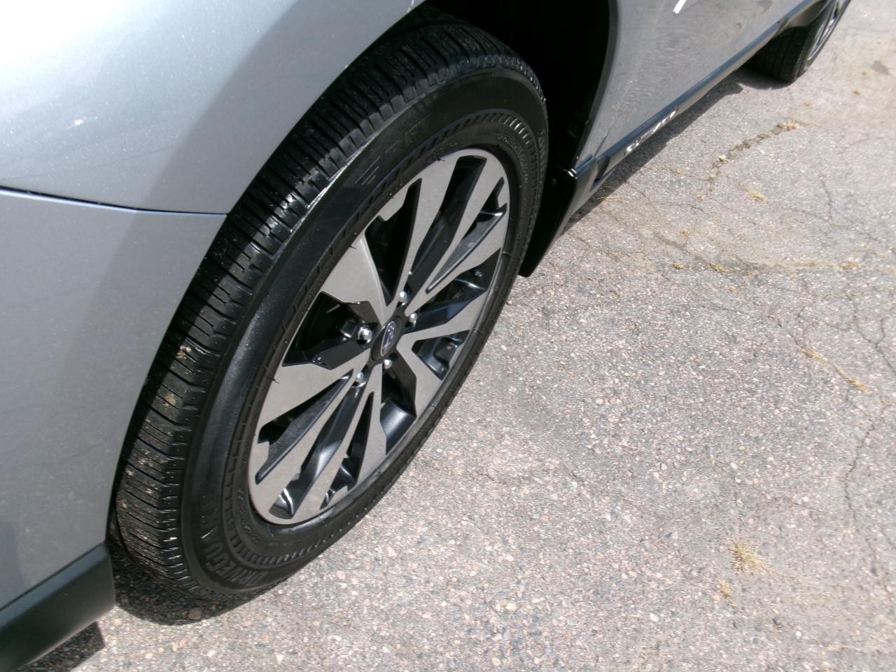 Subaru Outback 4dr Wgn 2.5i Limited PZEV 2015