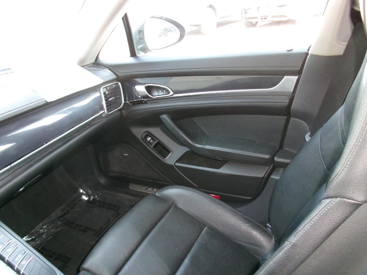 Porsche Panamera 4dr HB 4S 2013