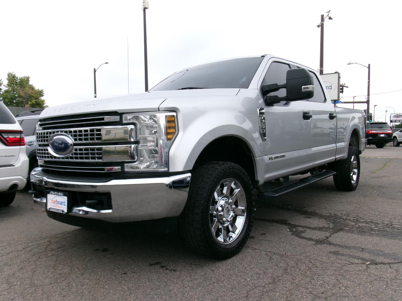 Ford Super Duty F-250 SRW XL 4WD Crew Cab 8' Box 2019