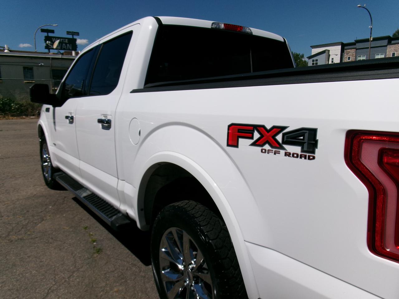 Ford F-150 Lariat 4WD SuperCrew 5.5' Box 2017