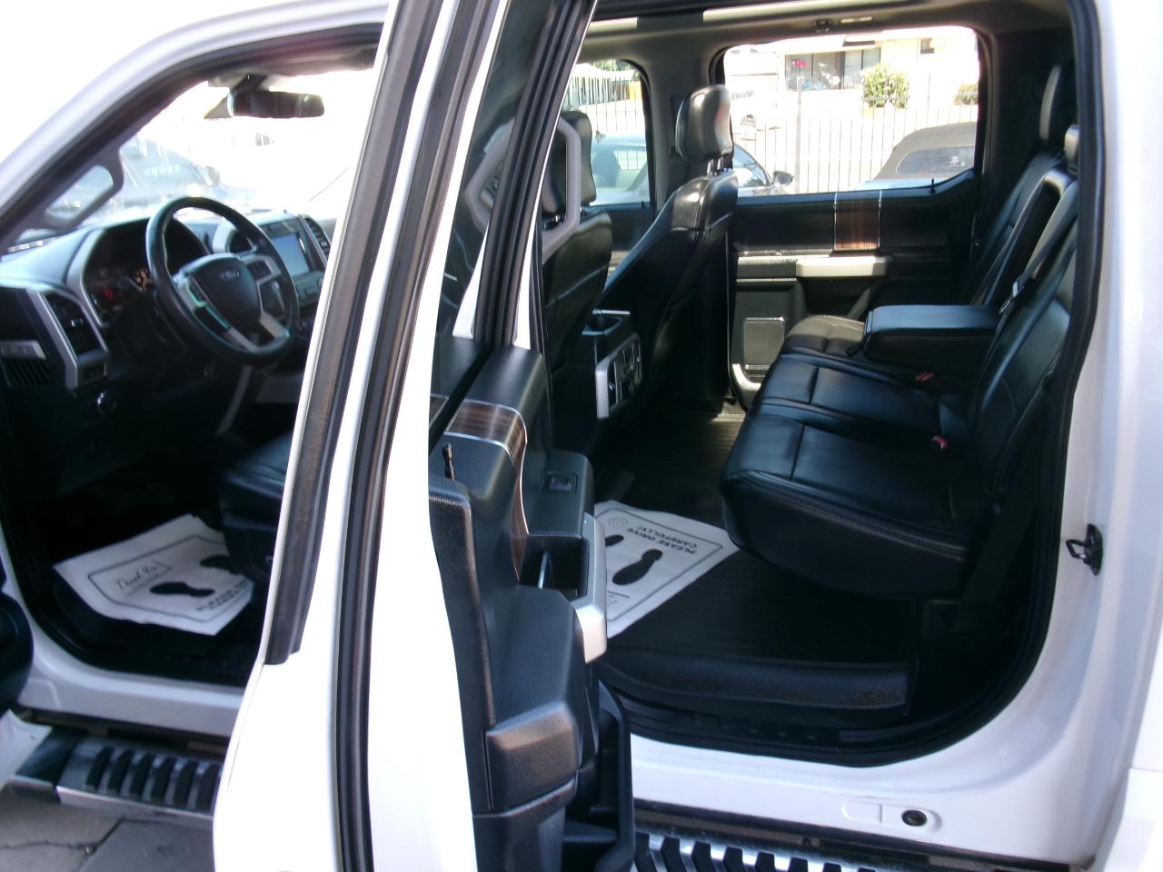 Ford F-150 Lariat 4WD SuperCrew 5.5' Box 2017