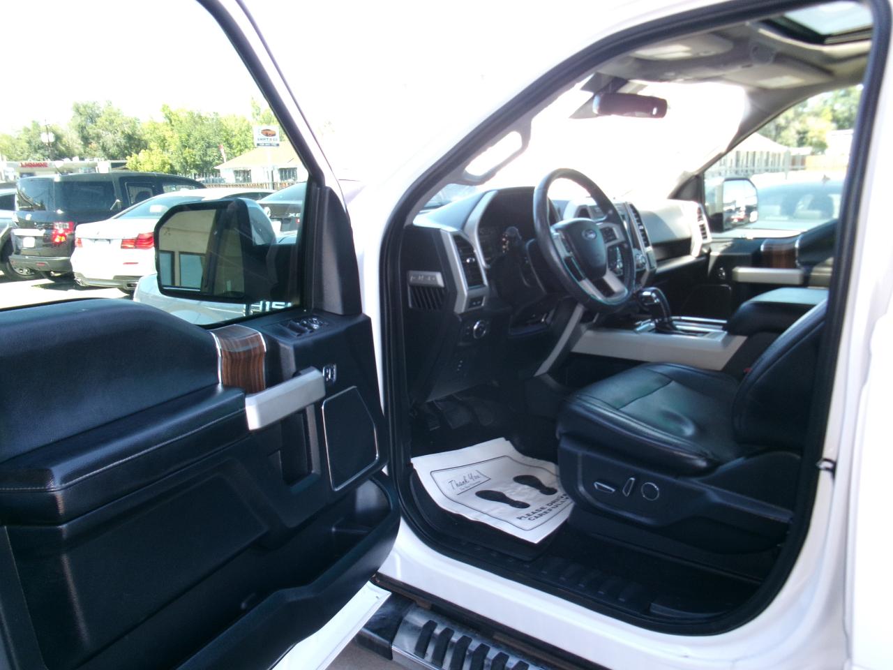 Ford F-150 Lariat 4WD SuperCrew 5.5' Box 2017