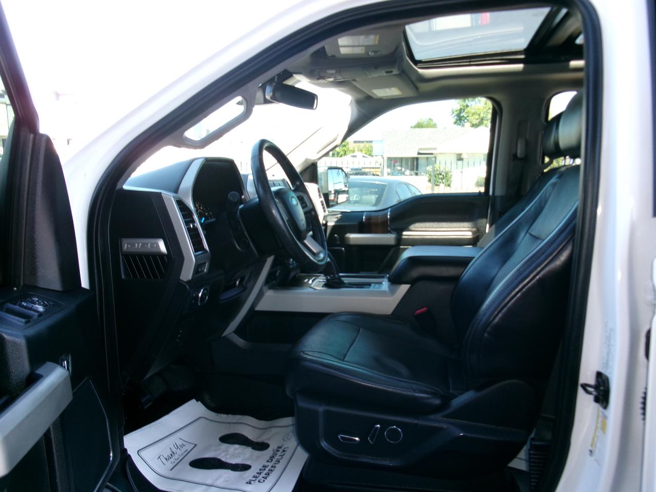 Ford F-150 Lariat 4WD SuperCrew 5.5' Box 2017