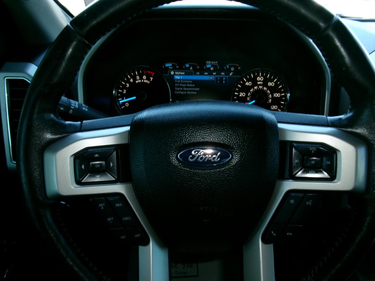 Ford F-150 Lariat 4WD SuperCrew 5.5' Box 2017