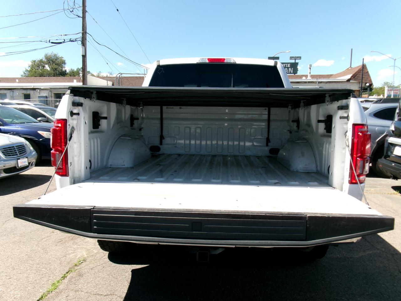 Ford F-150 Lariat 4WD SuperCrew 5.5' Box 2017