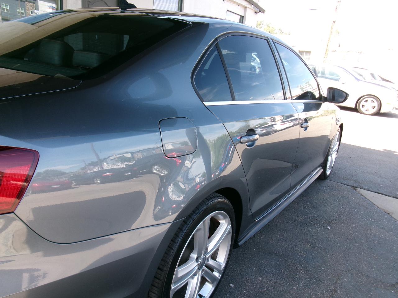 Volkswagen Jetta Sedan 4dr Auto 2.0T GLI SE PZEV 2016