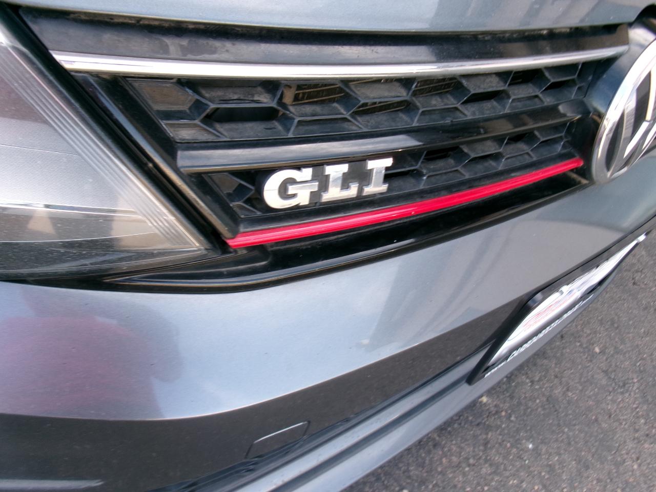 Volkswagen Jetta Sedan 4dr Auto 2.0T GLI SE PZEV 2016