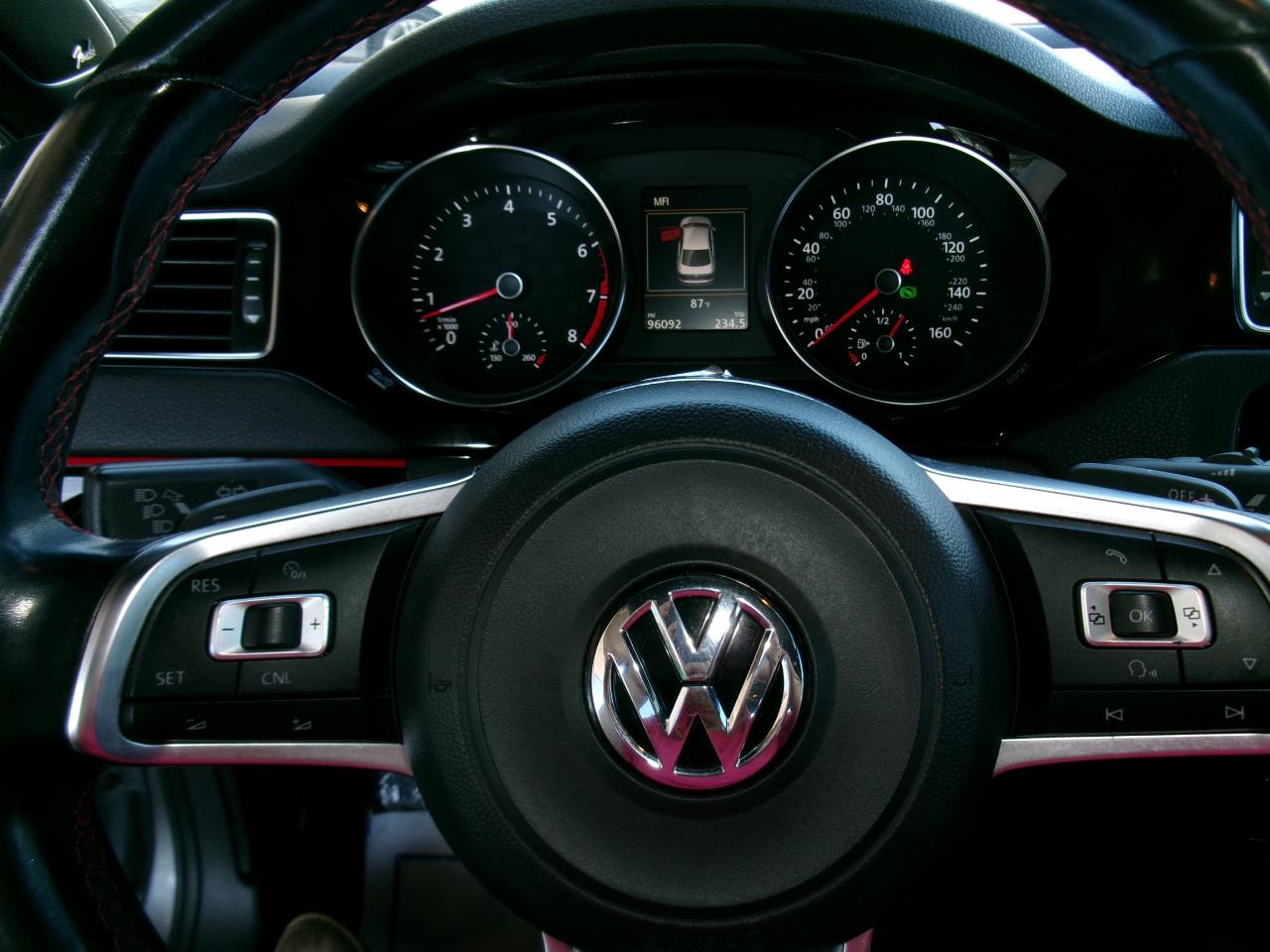 Volkswagen Jetta Sedan 4dr Auto 2.0T GLI SE PZEV 2016