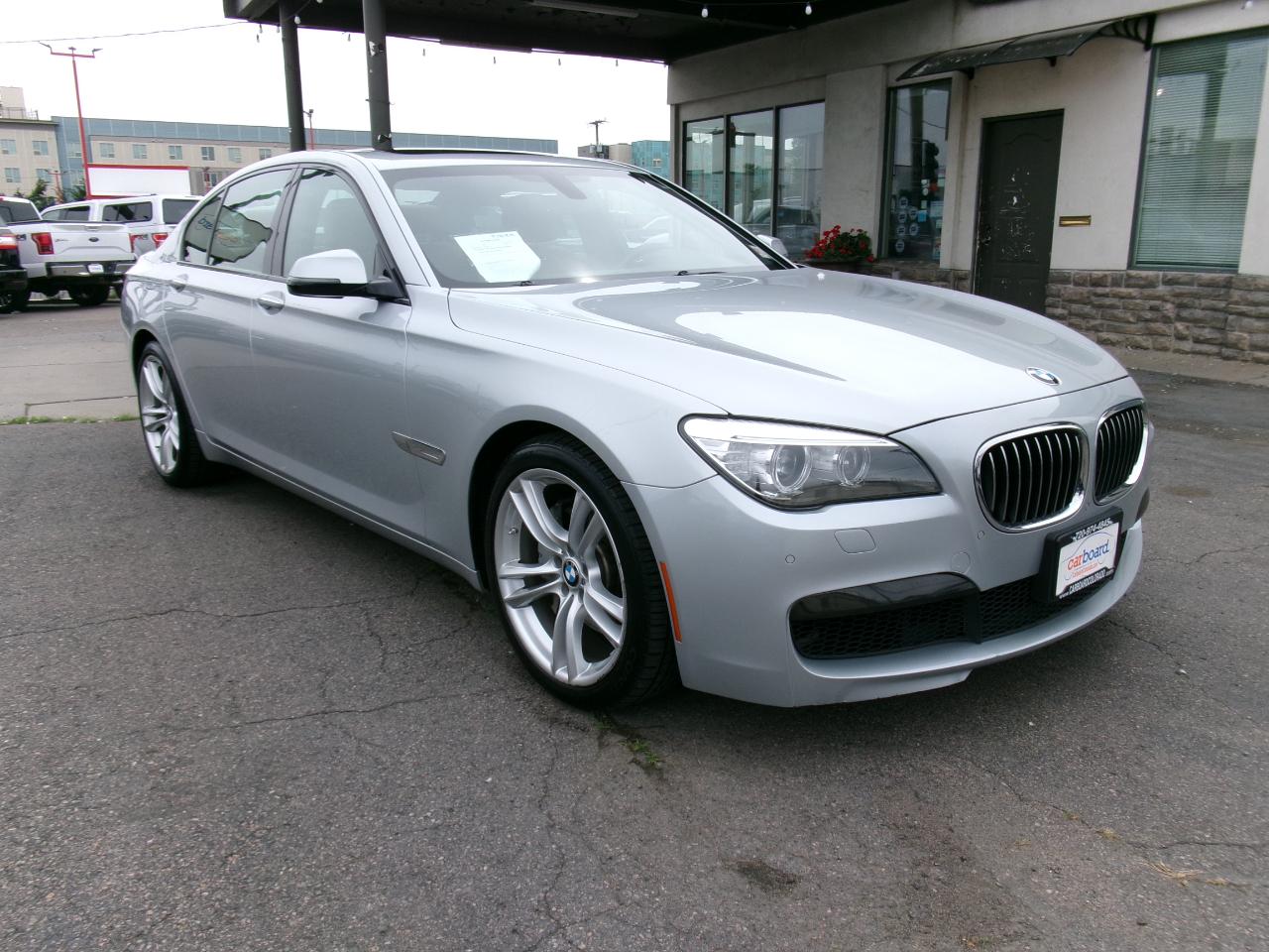 BMW 7 Series 4dr Sdn 740i RWD 2014