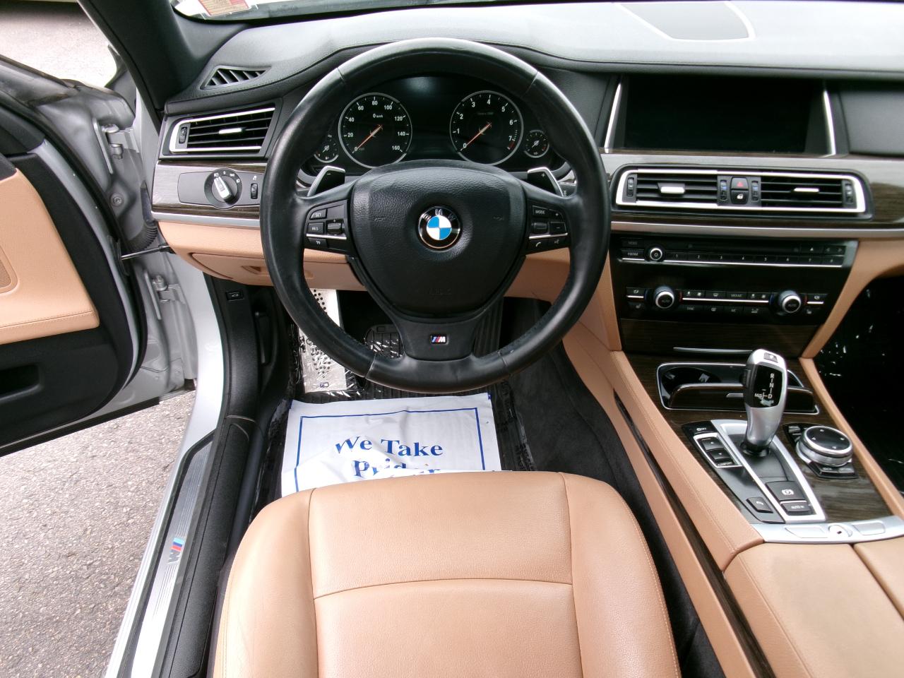 BMW 7 Series 4dr Sdn 740i RWD 2014