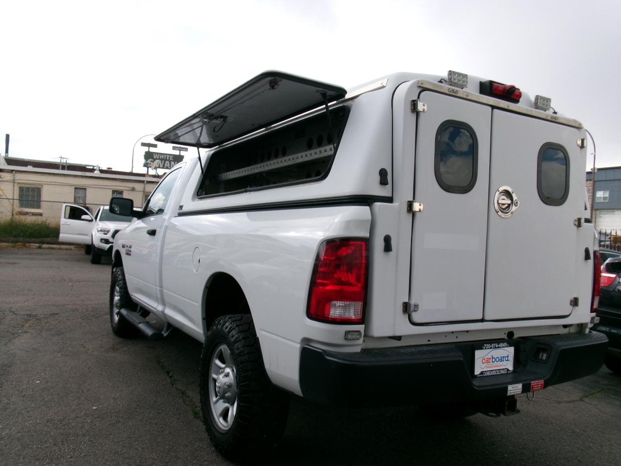 RAM 2500 4WD Reg Cab 140.5" Tradesman 2016