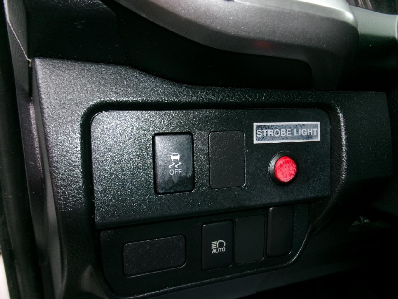 Toyota Tacoma 4WD SR5 Double Cab 6' Bed V6 AT (Natl) 2021