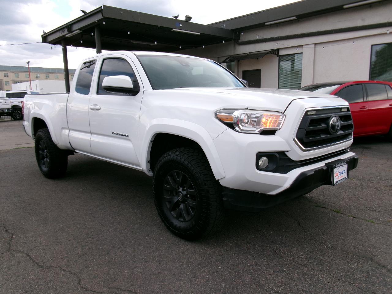 Toyota Tacoma 4WD SR5 Double Cab 6' Bed V6 AT (Natl) 2021