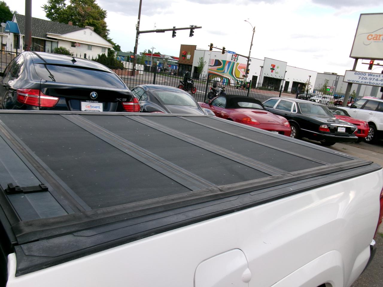 Toyota Tacoma 4WD SR5 Double Cab 6' Bed V6 AT (Natl) 2021