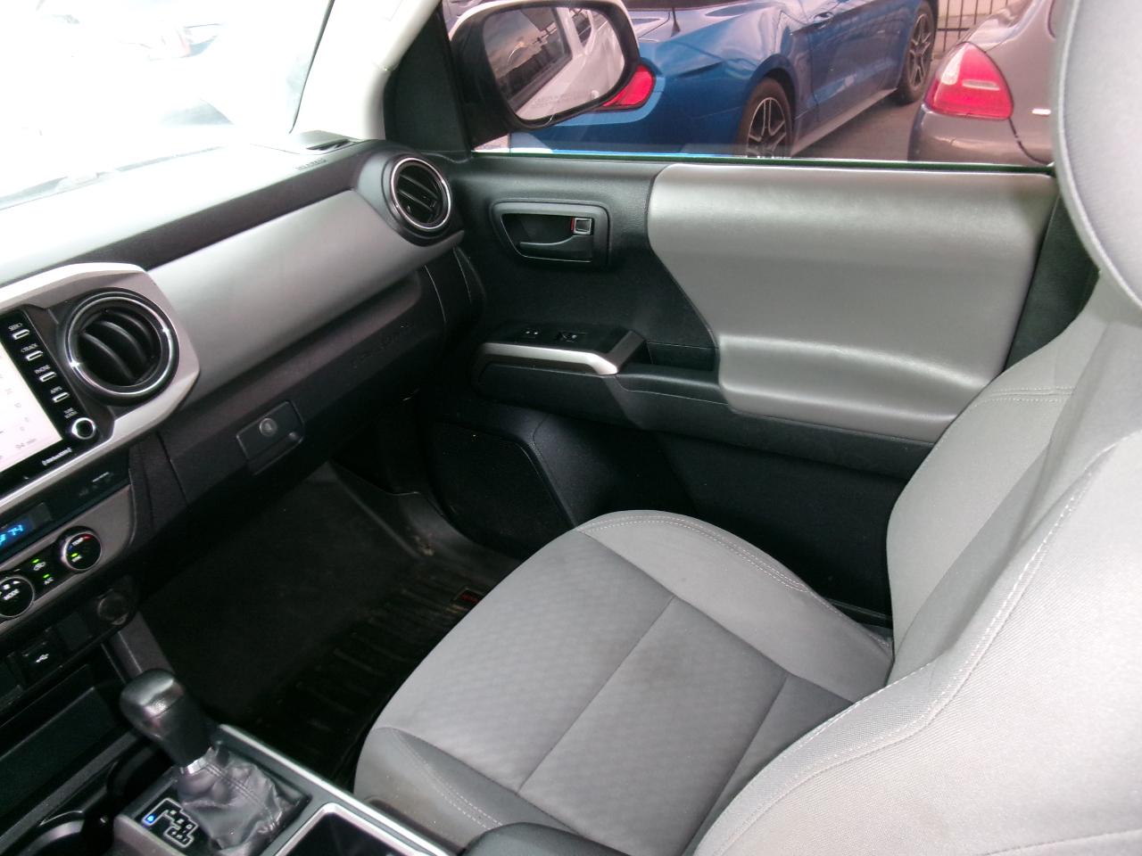 Toyota Tacoma 4WD SR5 Double Cab 6' Bed V6 AT (Natl) 2021