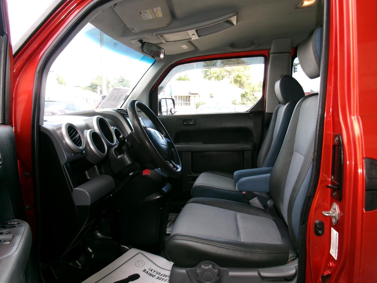 Honda Element photo 13