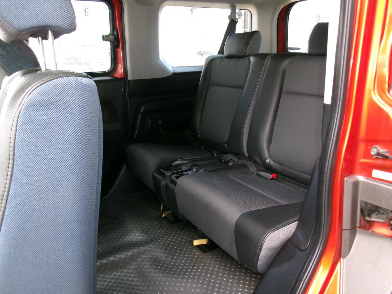 Honda Element photo 14
