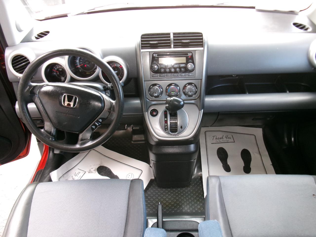 Honda Element photo 17