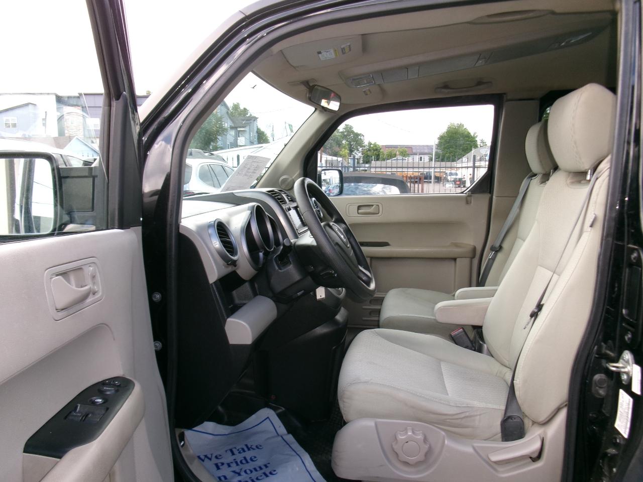 Honda Element photo 12