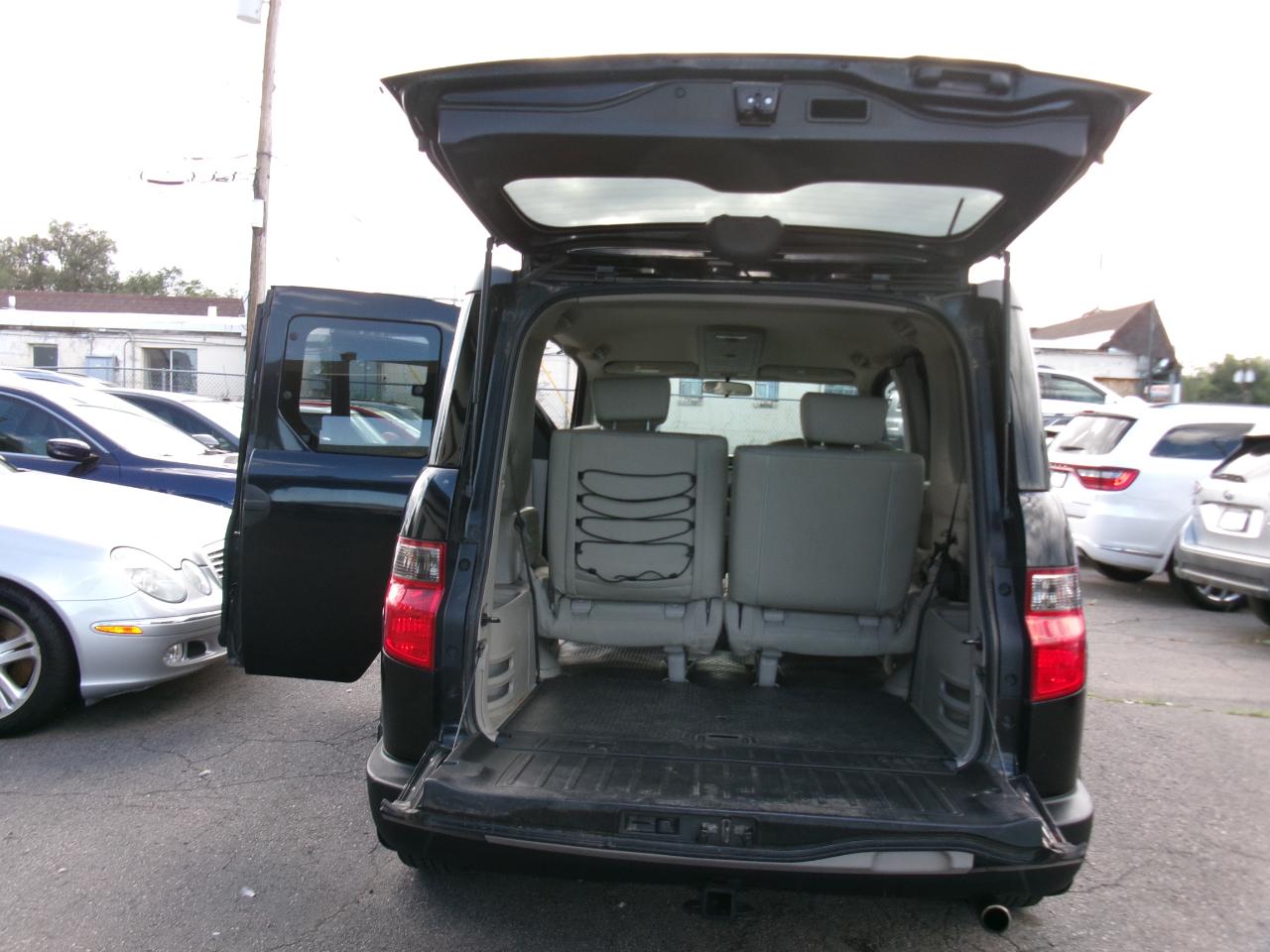Honda Element photo 23